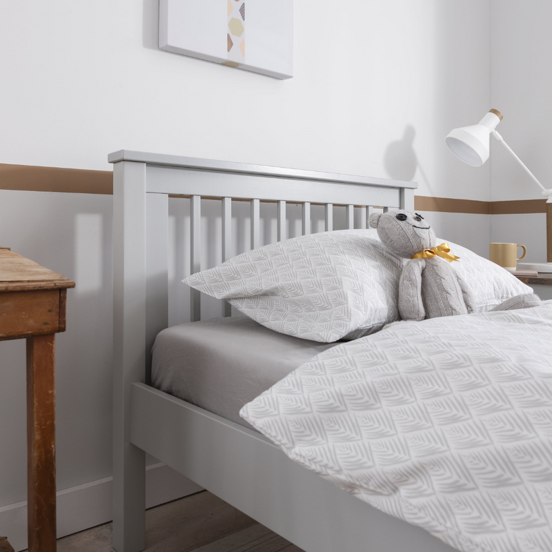 Hampshire Single Bed Frame with Matheus Pull-Out Trundle in Grey