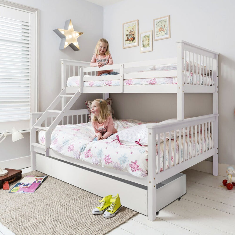 Hanna Triple Bunk Bed with Flo Pull Out Trundle in Classic White