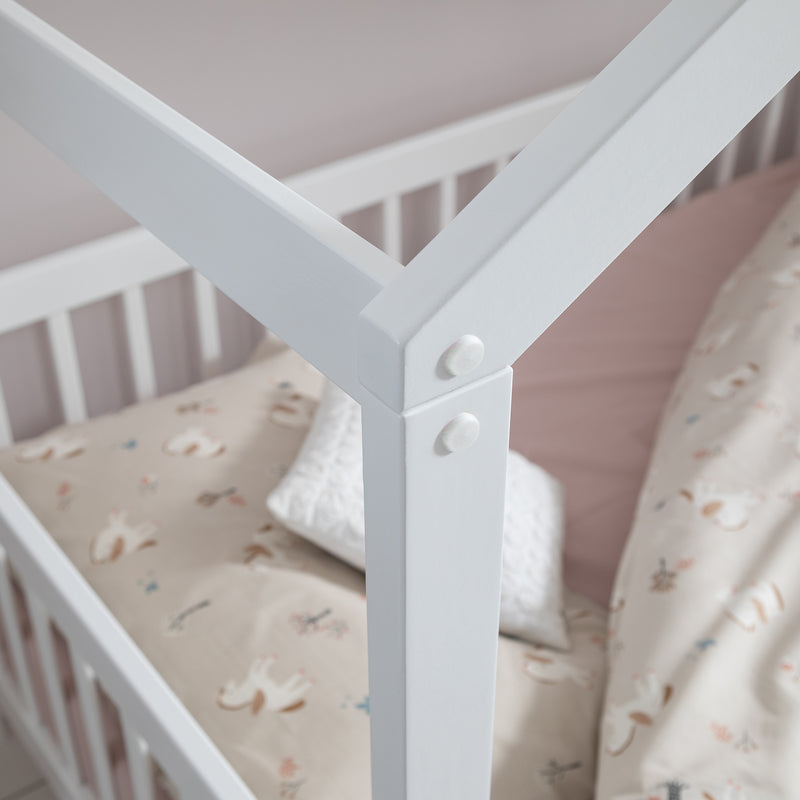 Lottie Treehouse Single Day Bed in Classic White
