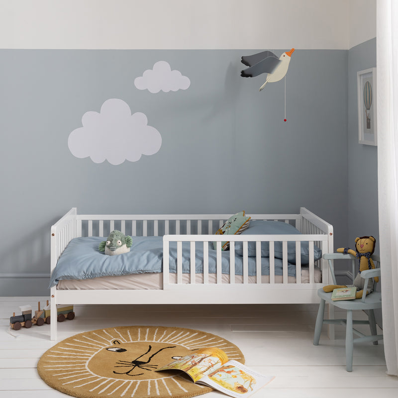 Leonora Toddler Bed with Pull-Out Trundle in White