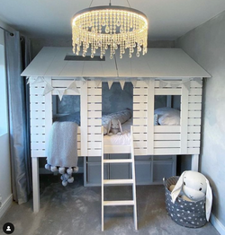 @House_of_holcroft