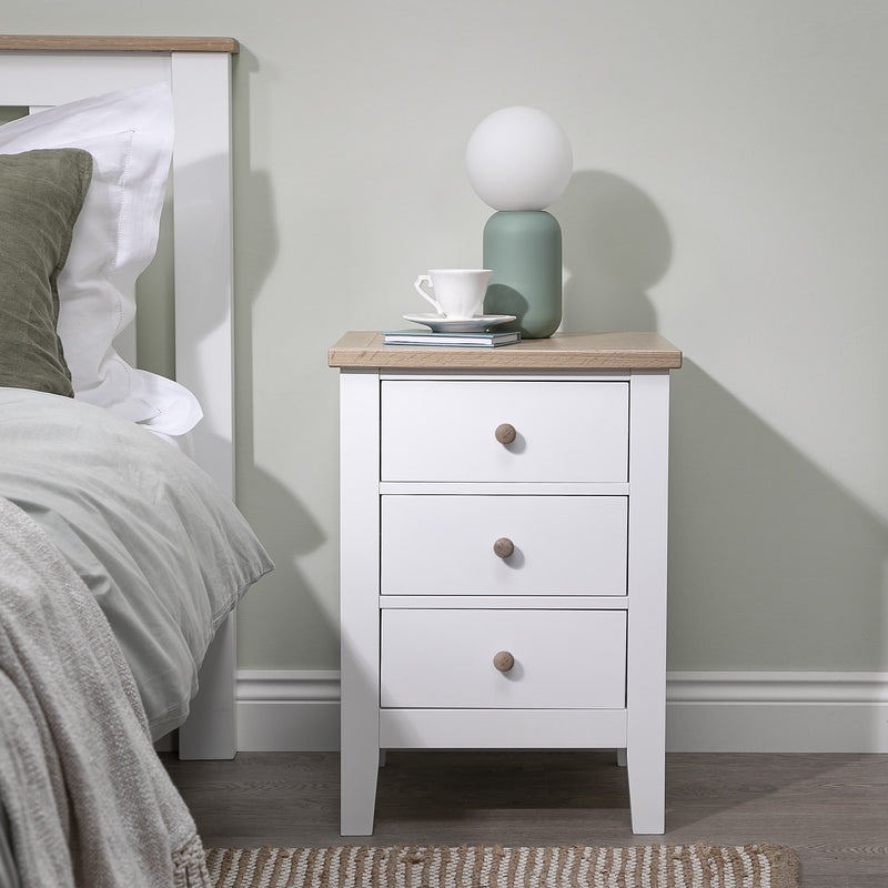 Jäkkvik 3 Drawer Bedside Chest in Classic White & Oak