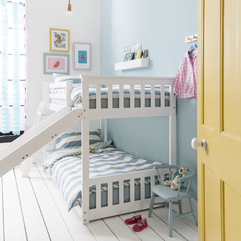 Tuva Cabin Bed Low with Bunk Underbed, Play Area, Slide & Blue Package in Classic White