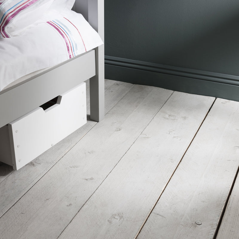 Star Under Drawer Trundle in Classic White