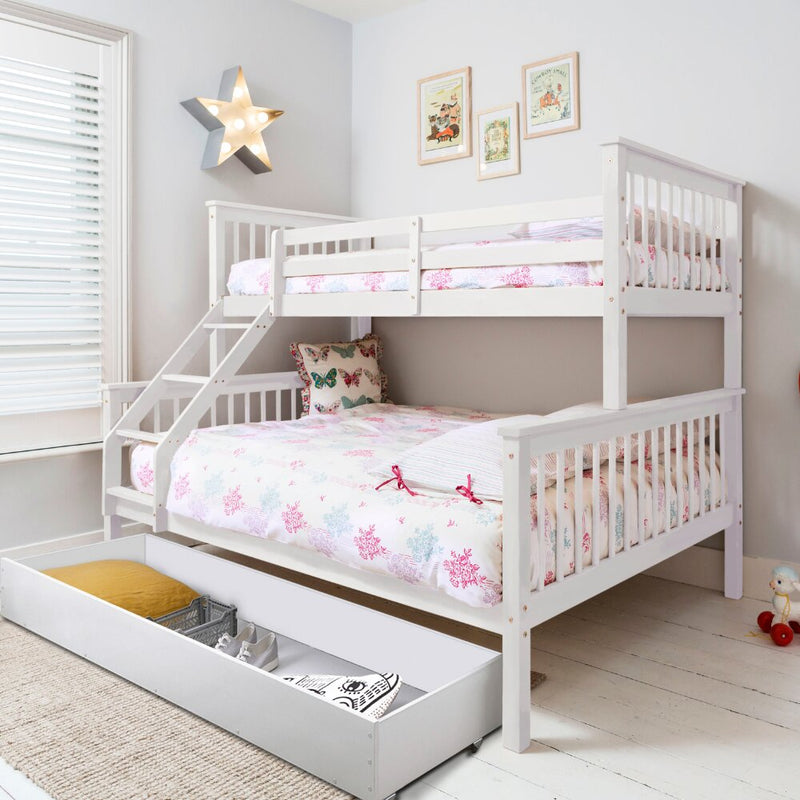 Hanna Triple Bunk Bed with Flo Pull Out Trundle in Classic White