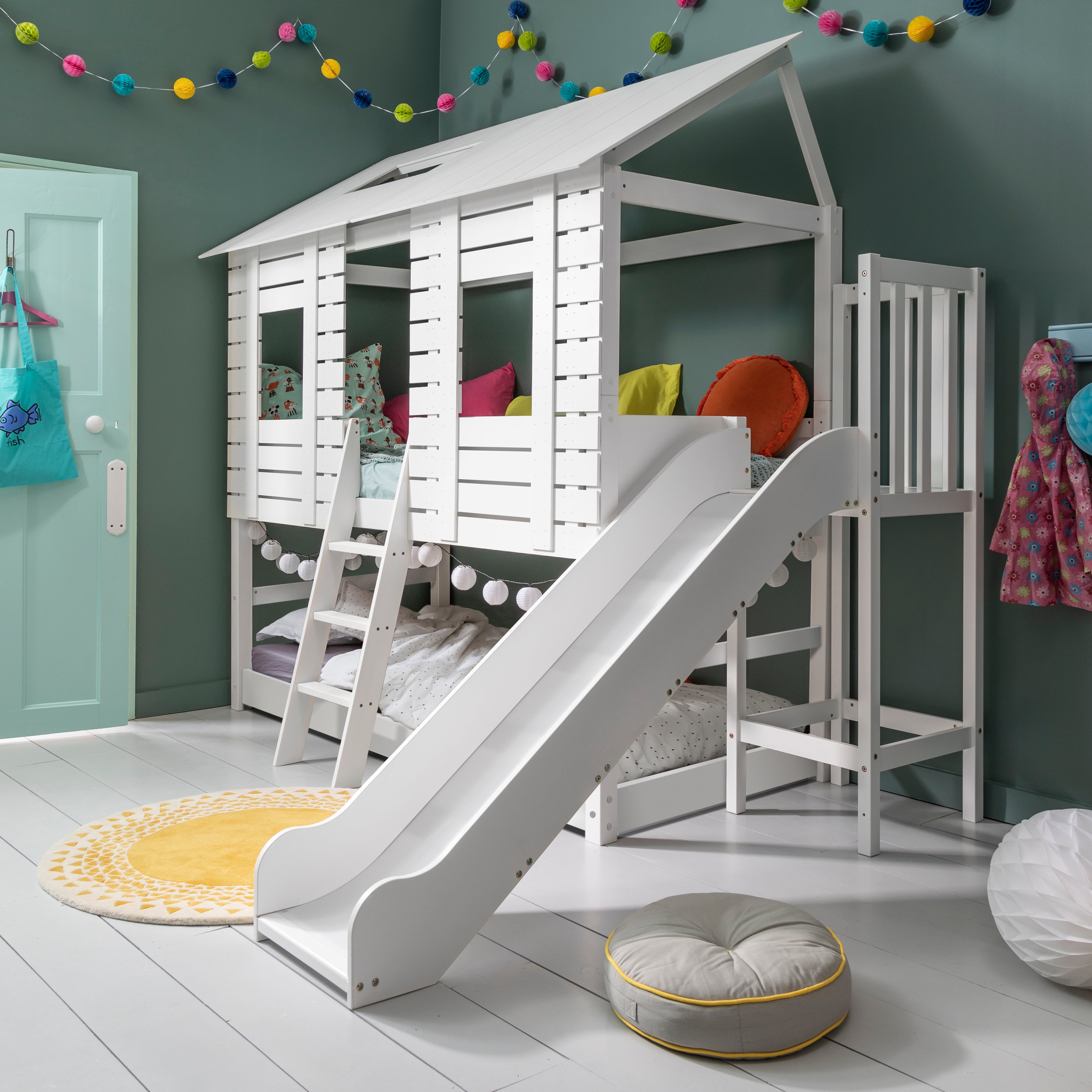 Christopher Treehouse Midsleeper Bed Slide Hans Roll up Windows Classic