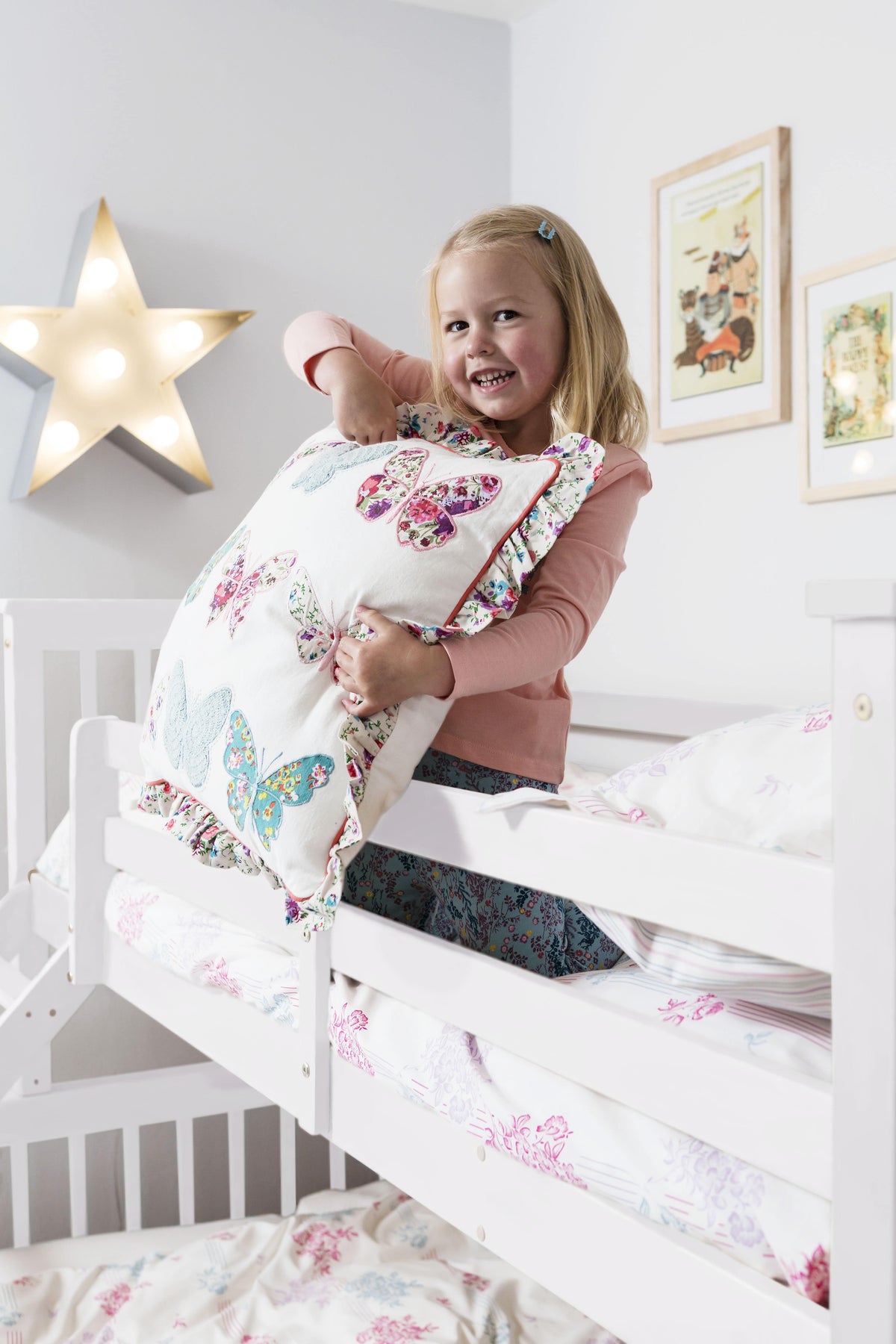 Hanna Triple Bed Bunk Bed in White | Noa & Nani