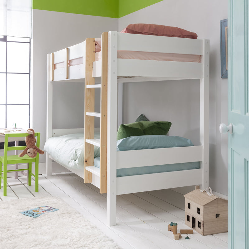 Una Bunk Bed with Spacesaver Pull Out Trundle in Classic White & Natural Pine