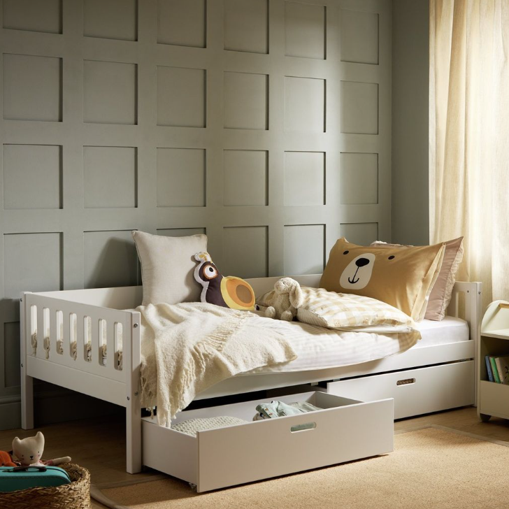 Habitat Kids Ronnie Single Day Bed & Drawer - White 17319684 (Open Box- See T's & C's for details)