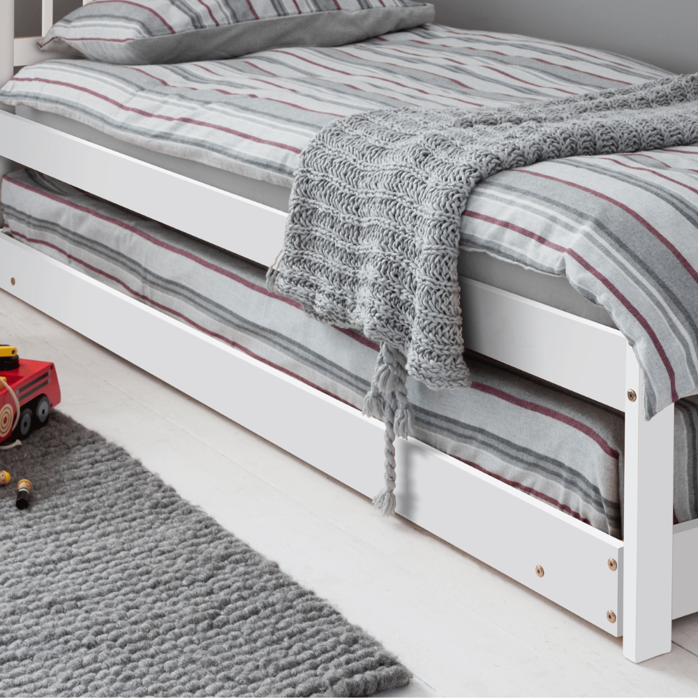 Matheus Pull Out Trundle Bed in White | Noa & Nani