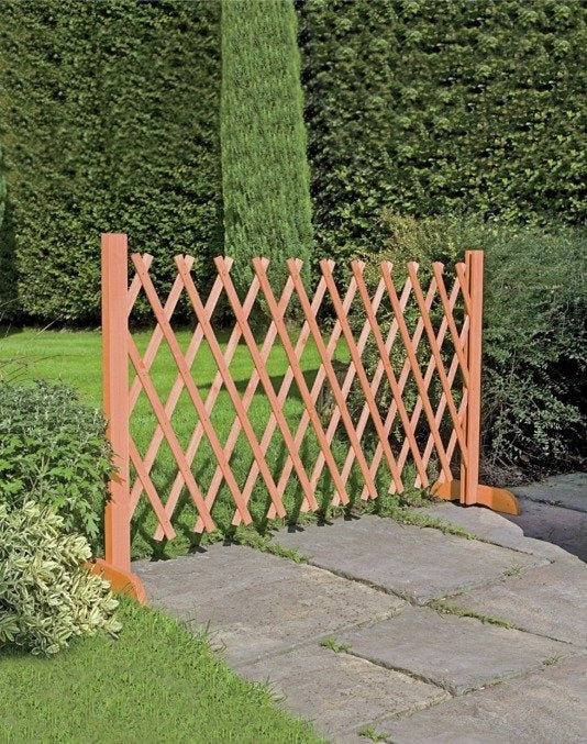 Wooden Expanding Fencing 17201596 (Open Box- See T's & C's for details)