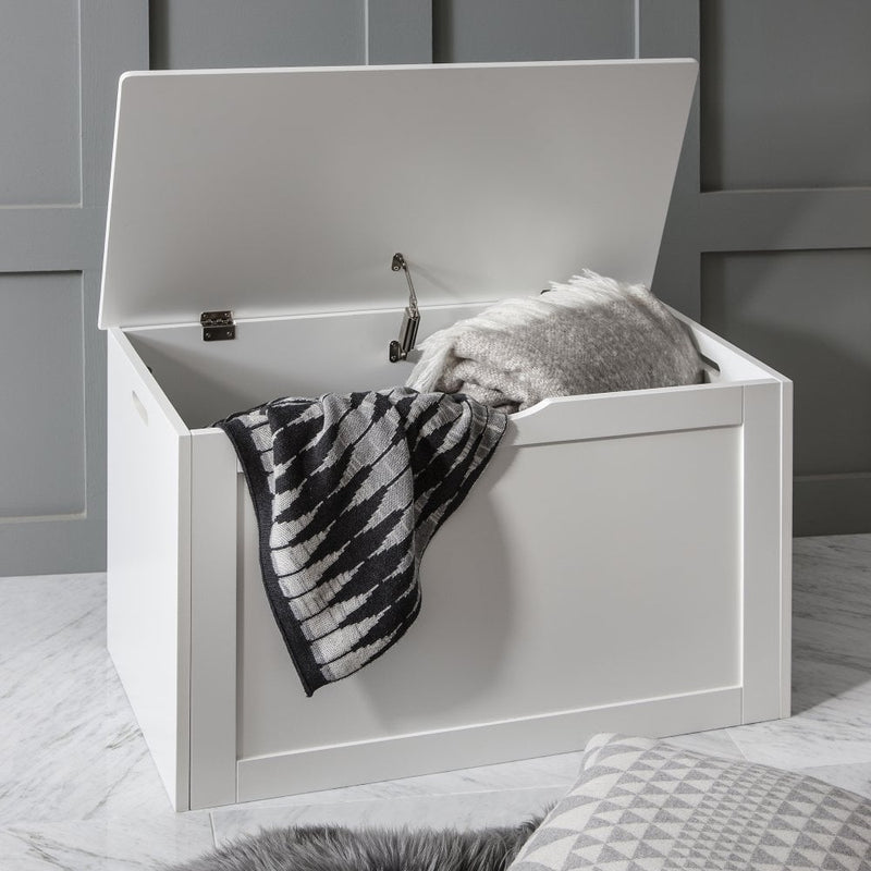 Storage Box Wooden Chest Trunk in Classic White