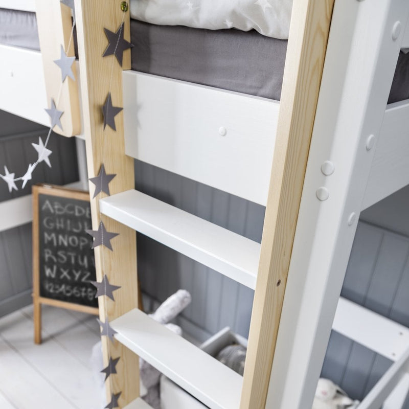 Una Highsleeper Cabin Bed in Classic White