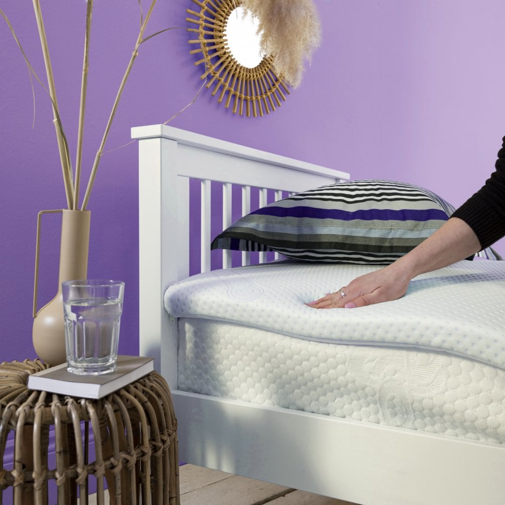 Linneìa Single Mattress Topper Hypoallergenic High Density Memory Foam